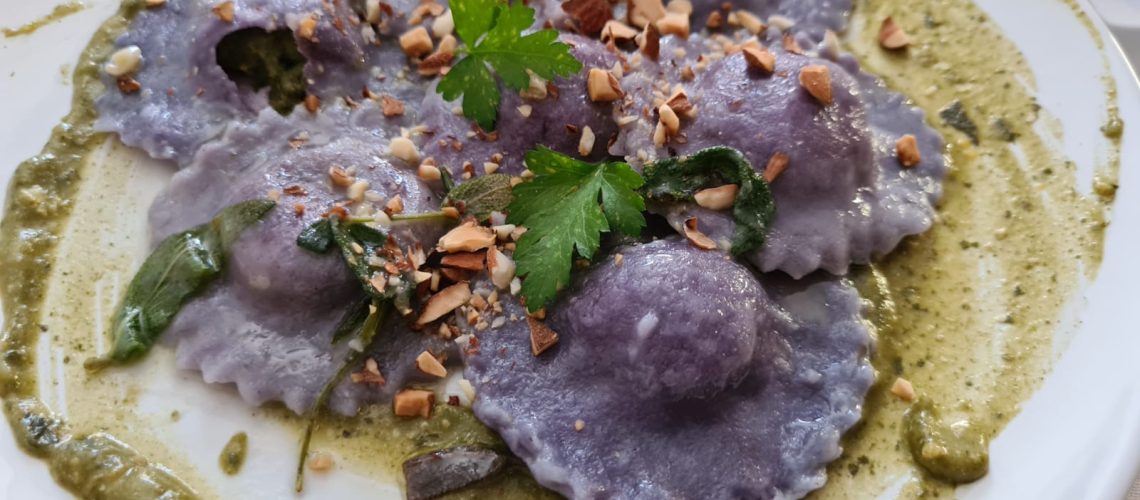 Ravioli al cavolo viola e broccoletto (4)